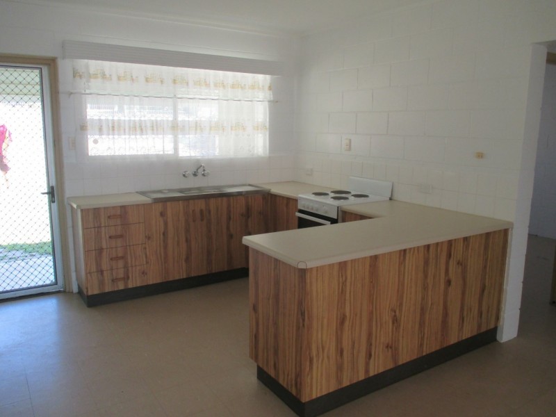 17 Casuarina Street, Bowen QLD 4805