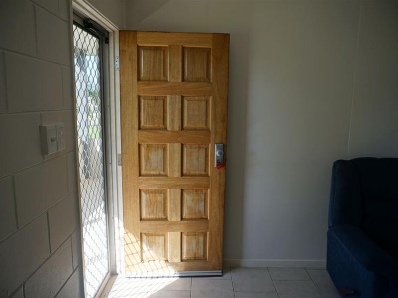 Unit 2/52 Poole Street, Bowen QLD 4805