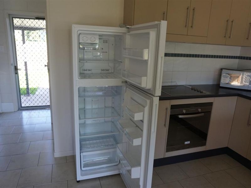 Unit 2/52 Poole Street, Bowen QLD 4805