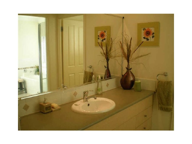 10 Schilling Court, Bowen QLD 4805