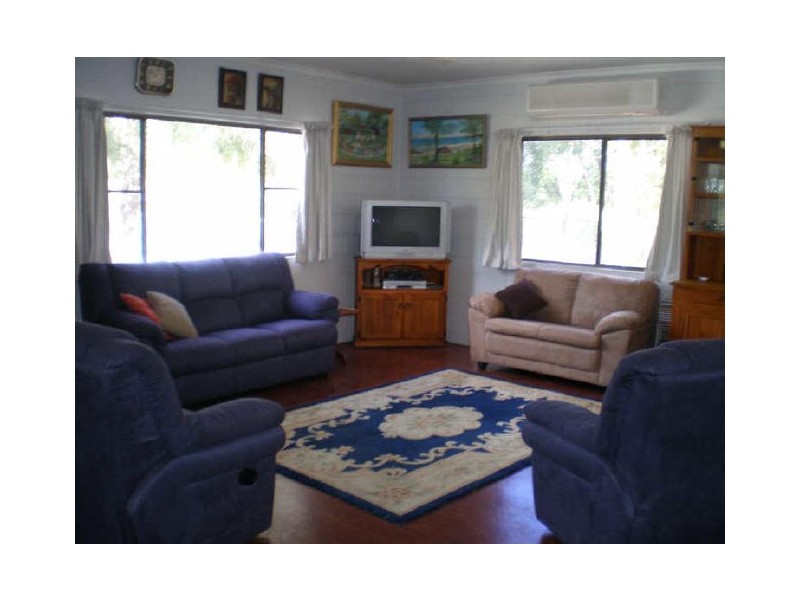 18502 Bruce Highway, Bowen QLD 4805