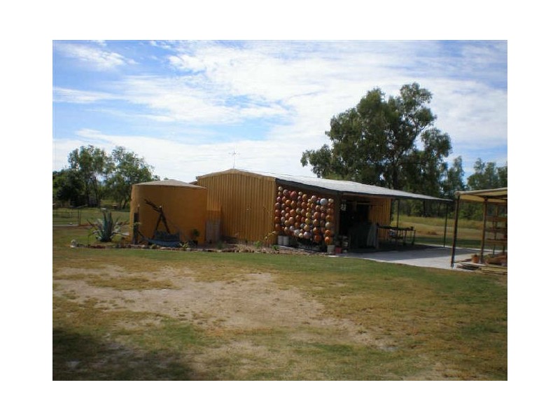 18502 Bruce Highway, Bowen QLD 4805