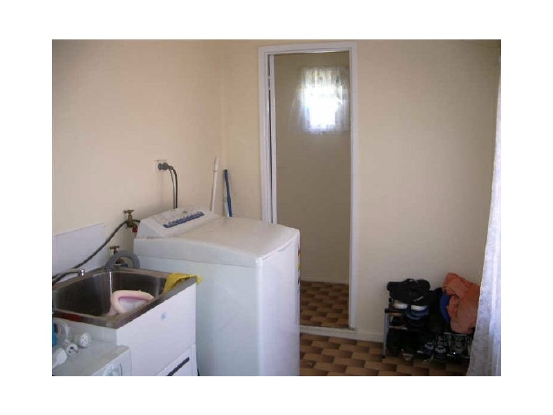 122 Powell Street, Bowen QLD 4805