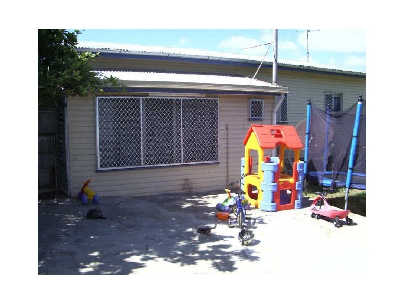 122 Powell Street, Bowen QLD 4805