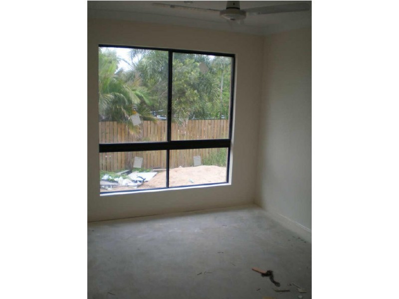 1/98 Williams Street, Bowen QLD 4805