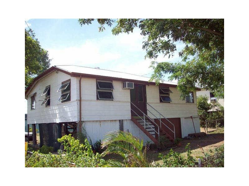 42 Kennedy Street, Bowen QLD 4805