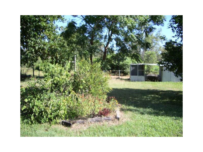 22 Third Avenue, Collinsville QLD 4804