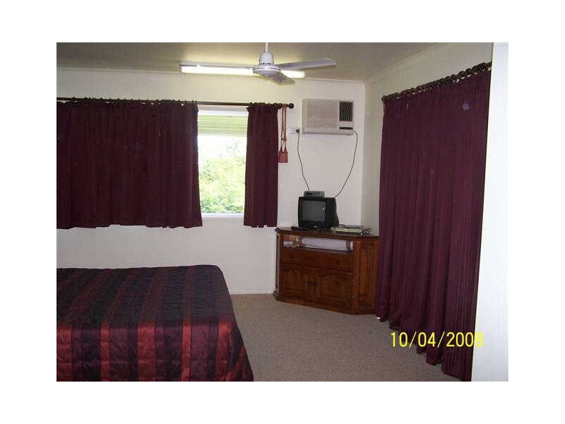 18 Seventh Avenue, Collinsville QLD 4804