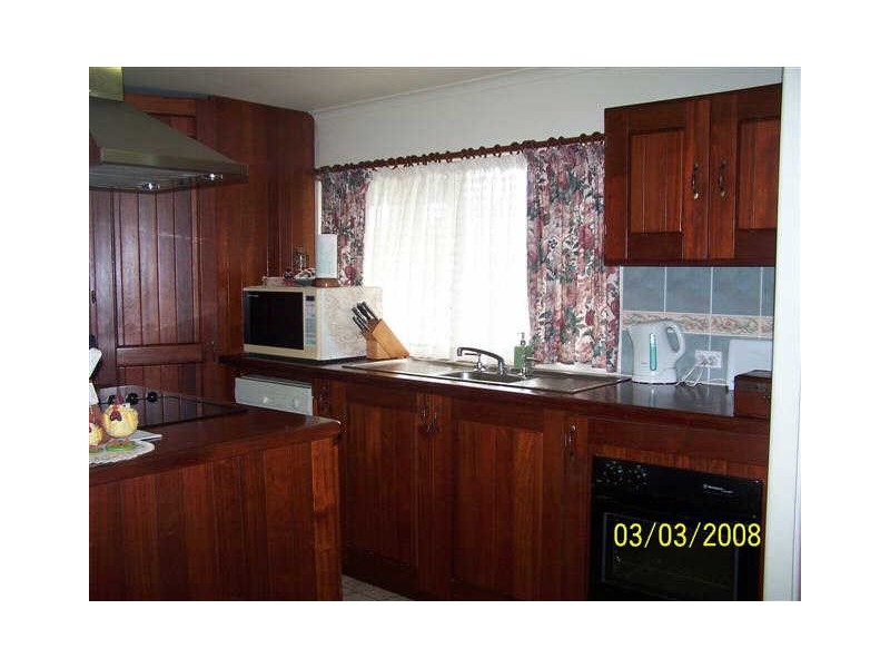 18 Seventh Avenue, Collinsville QLD 4804