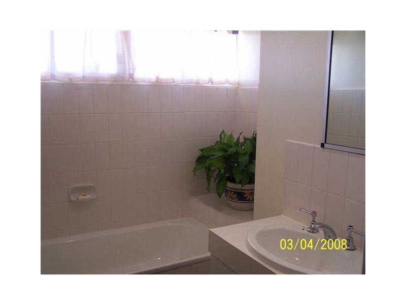 18 Seventh Avenue, Collinsville QLD 4804