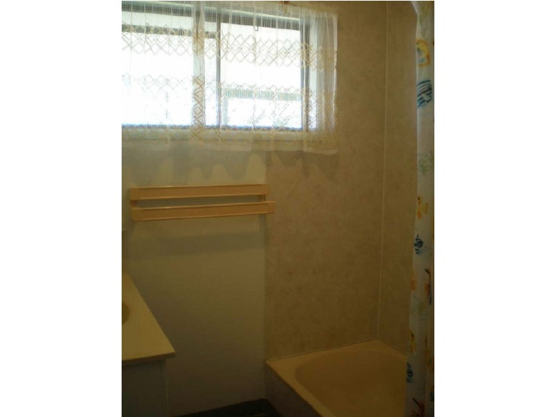 31 Emmerson Drive, Bowen QLD 4805