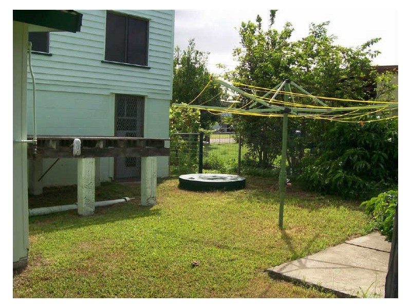 34 Pitcain Avenue, Brisk Bay QLD 4805