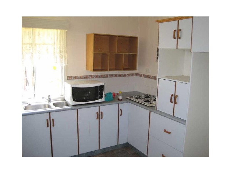 7 Gilbert Street, Bowen QLD 4805