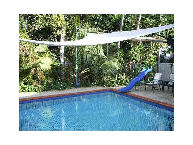 9 Holborne Street, Bowen QLD 4805