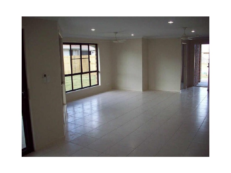 12 Summer Place, Bowen QLD 4805
