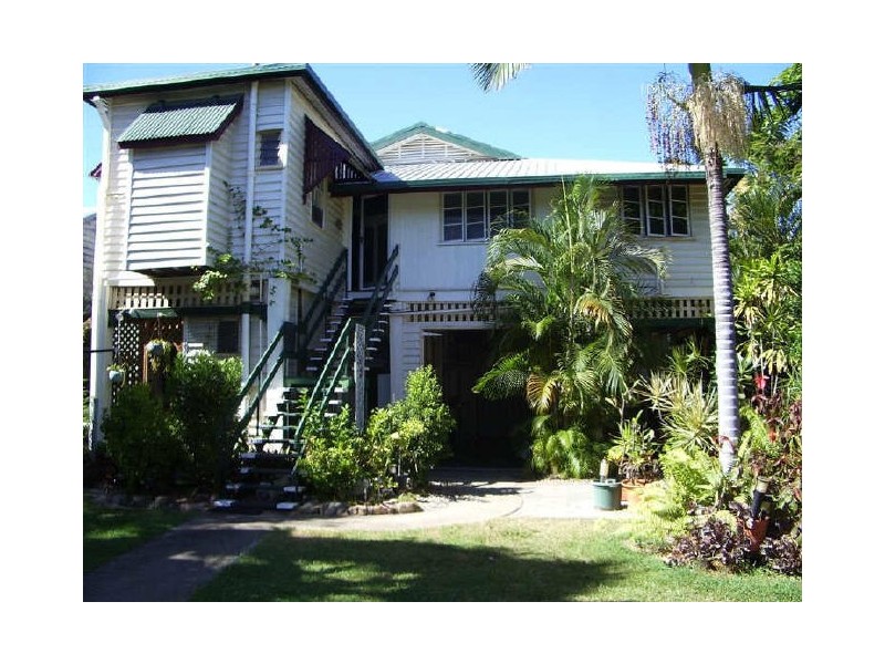 46 Poole Street, Bowen QLD 4805