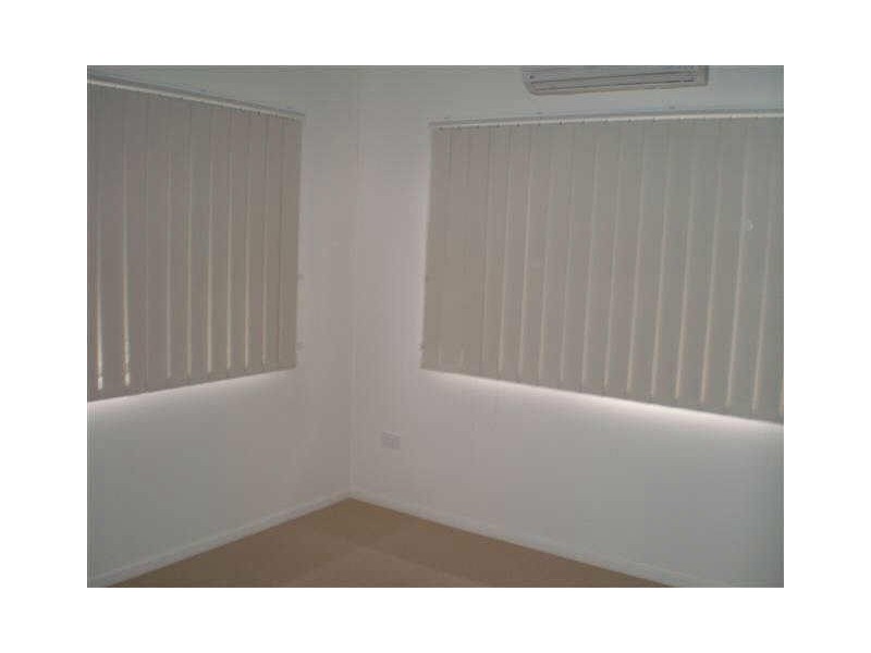 2/25 Don Street, Bowen QLD 4805