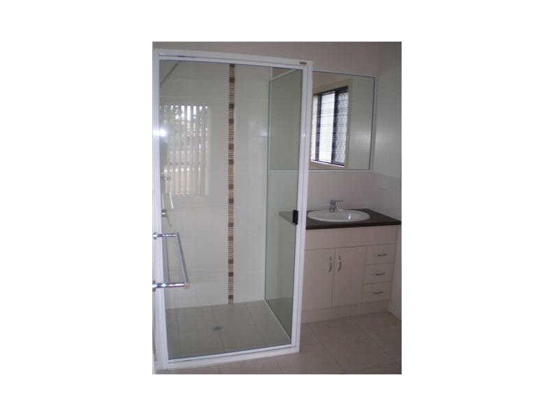 2/25 Don Street, Bowen QLD 4805