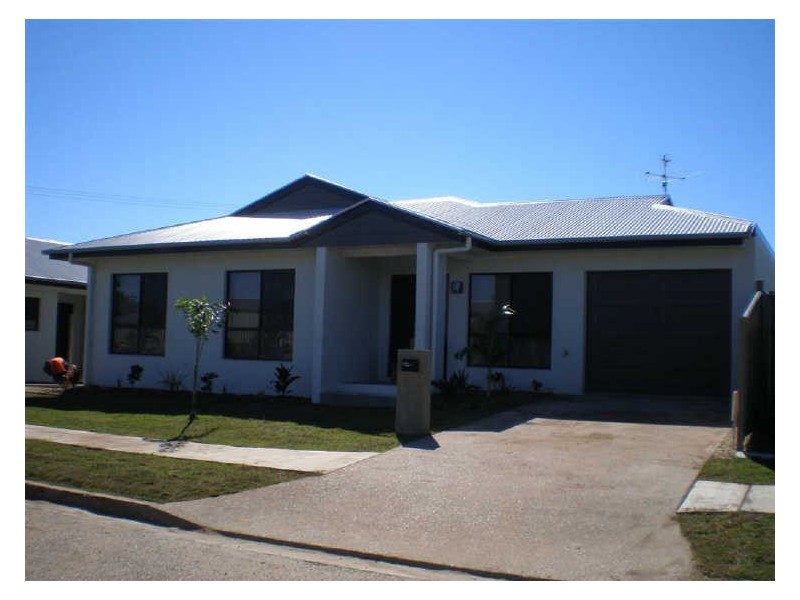 8/25 Don Street, Bowen QLD 4805