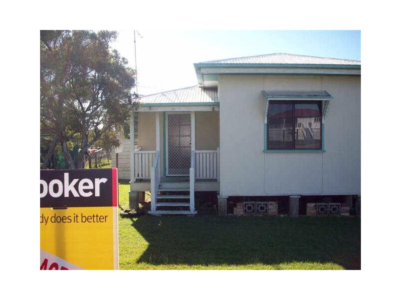 62 Livingstone Street, Bowen QLD 4805