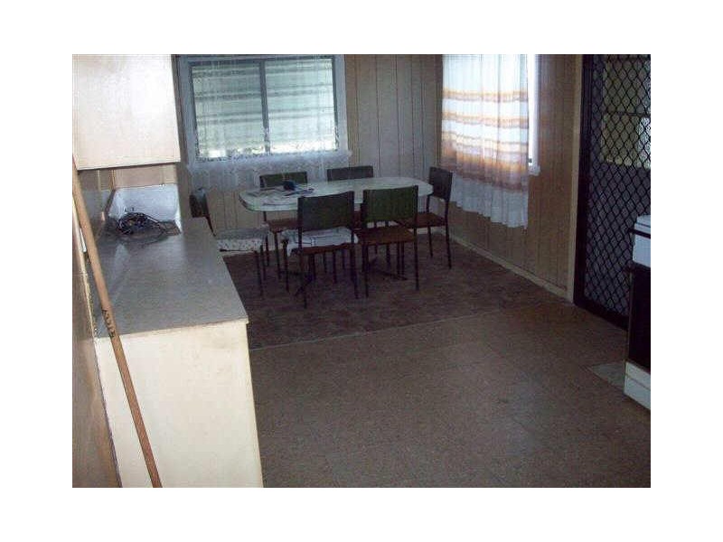 62 Livingstone Street, Bowen QLD 4805