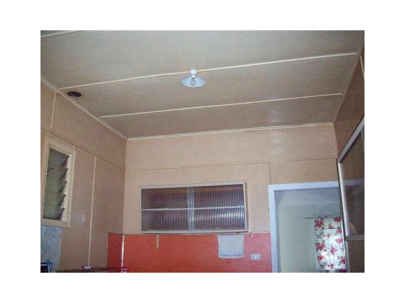 62 Livingstone Street, Bowen QLD 4805
