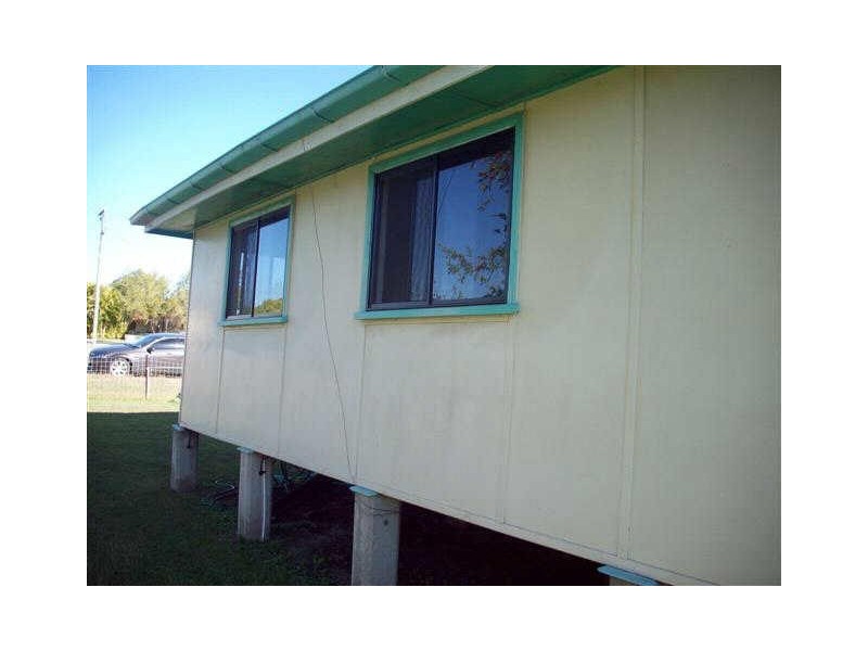 62 Livingstone Street, Bowen QLD 4805