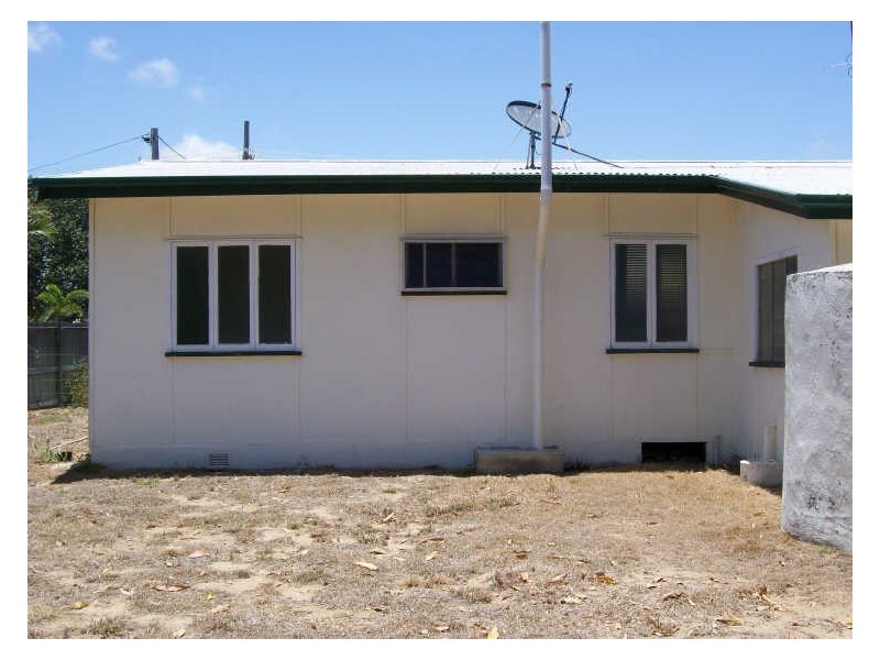 12 Tollington Road, Bowen QLD 4805