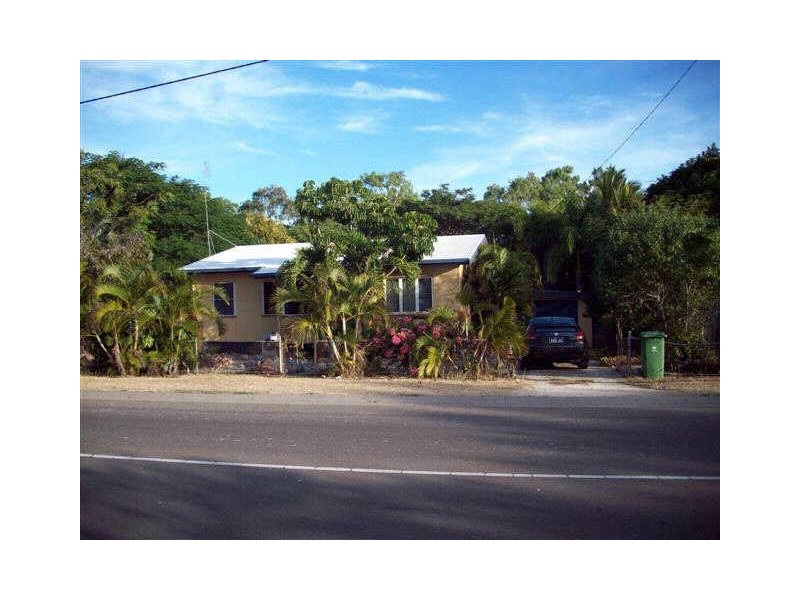 81 Horseshoe Bay Road, Bowen QLD 4805