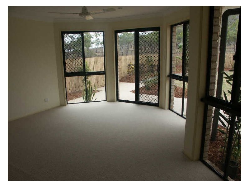 142 Ocean View Drive, Bowen QLD 4805