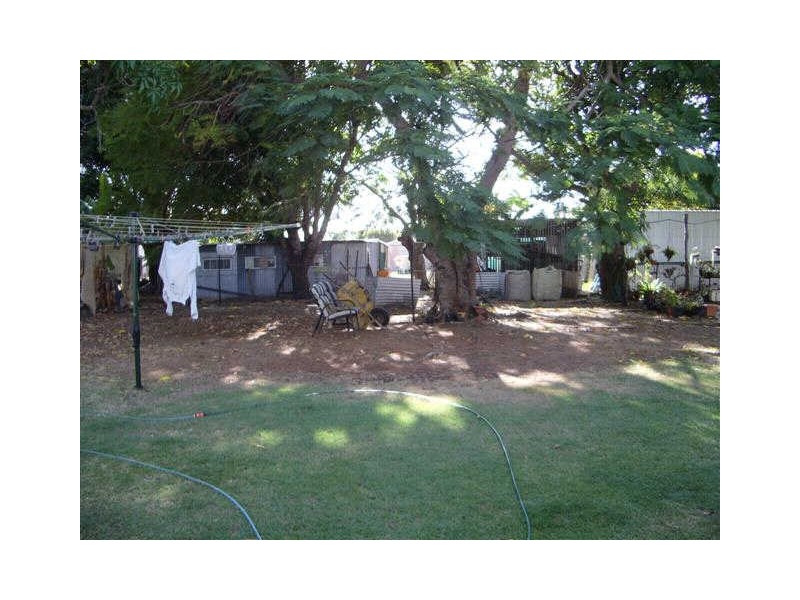8 Belgravia Road, Bowen QLD 4805