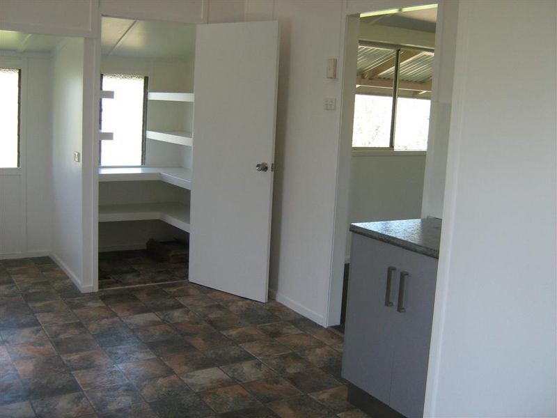 35 Railway Road, Collinsville QLD 4804