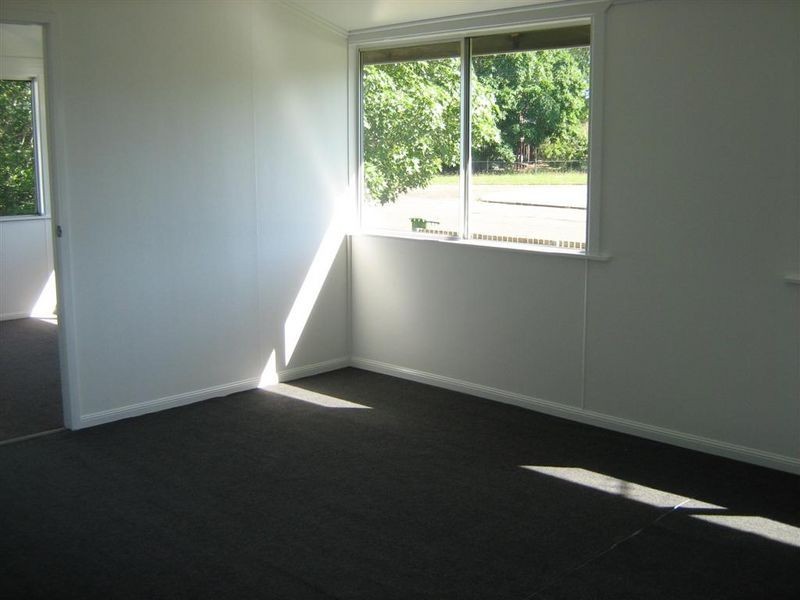 35 Railway Road, Collinsville QLD 4804