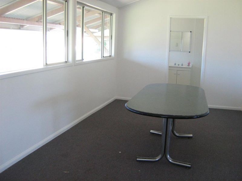 35 Railway Road, Collinsville QLD 4804