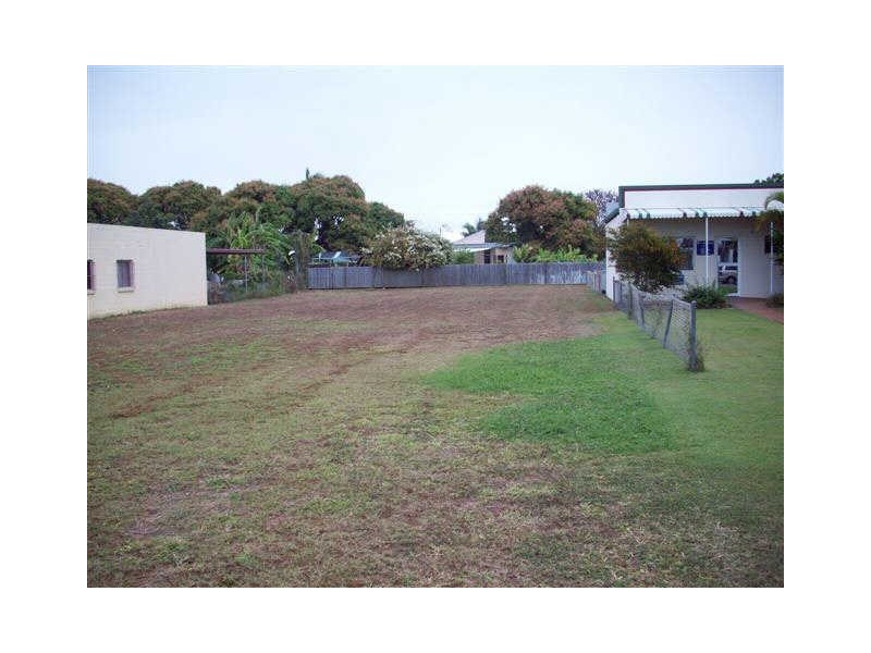 41 Murroona Road, Bowen QLD 4805