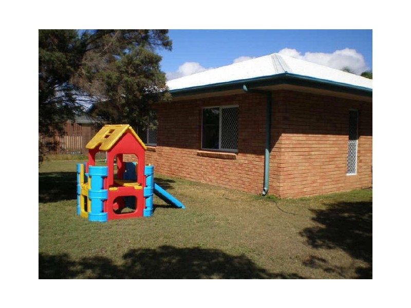 2/30 Sinclair Street, Bowen QLD 4805