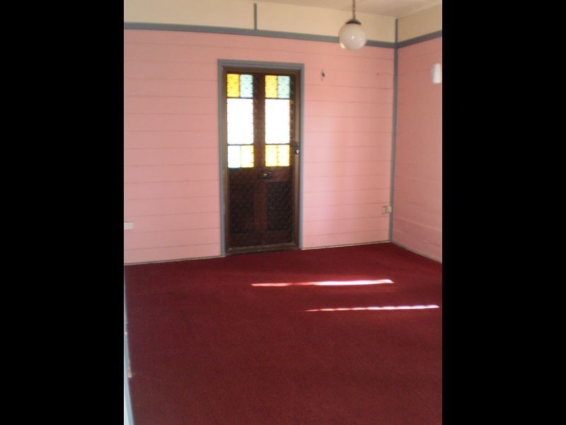 6 Gordon Street, Bowen QLD 4805