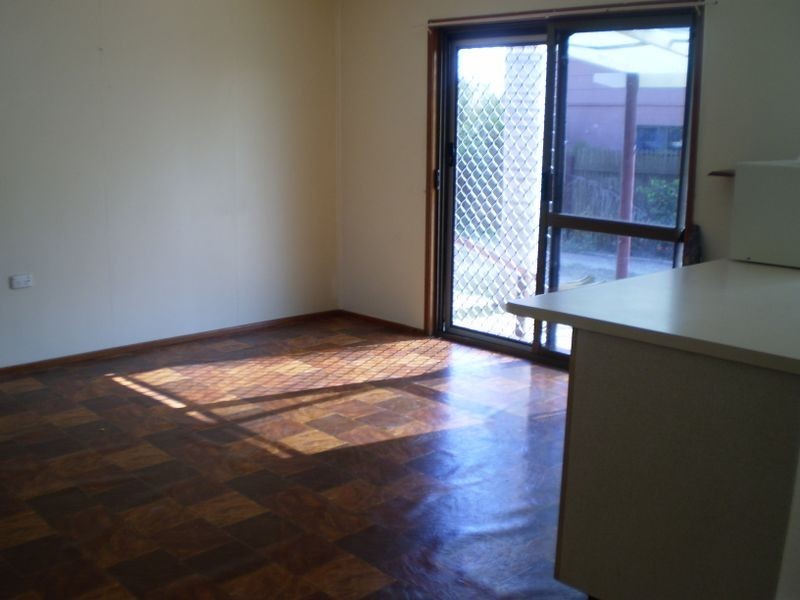 6 Gordon Street, Bowen QLD 4805