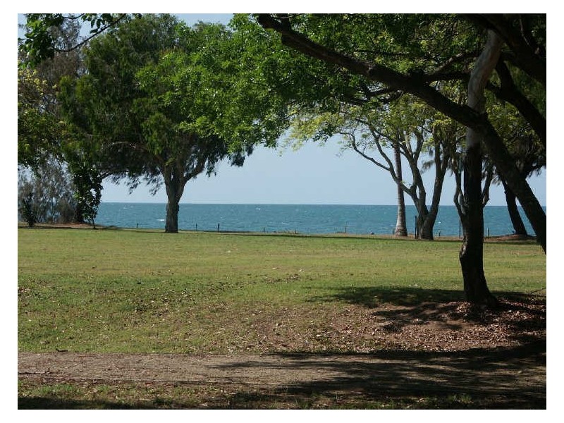 1/87A Horseshoe Bay Road, Bowen QLD 4805
