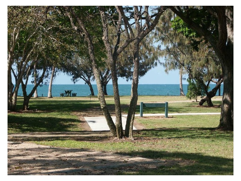 1/87A Horseshoe Bay Road, Bowen QLD 4805
