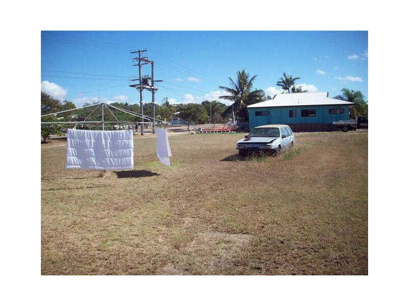 74 Williams Street, Bowen QLD 4805
