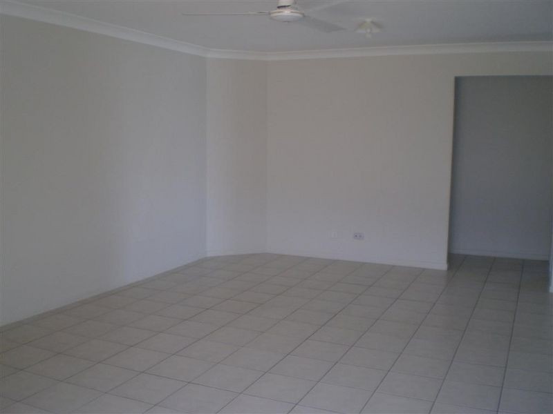 8 Lexington Court, Bowen QLD 4805