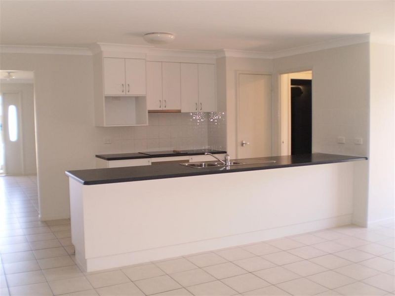 8 Lexington Court, Bowen QLD 4805