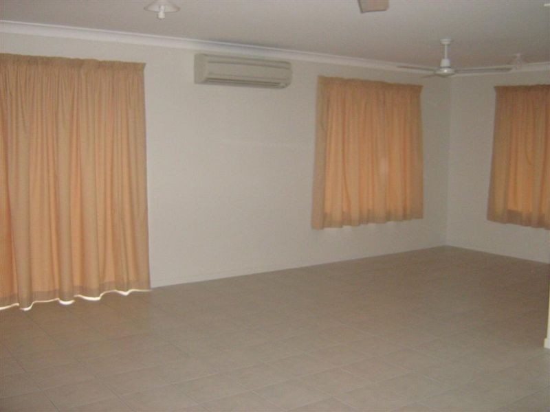 8 Lexington Court, Bowen QLD 4805