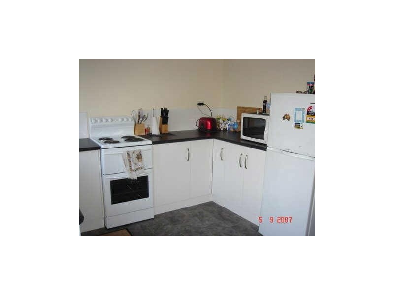 2/121 Herbert Street, Bowen QLD 4805