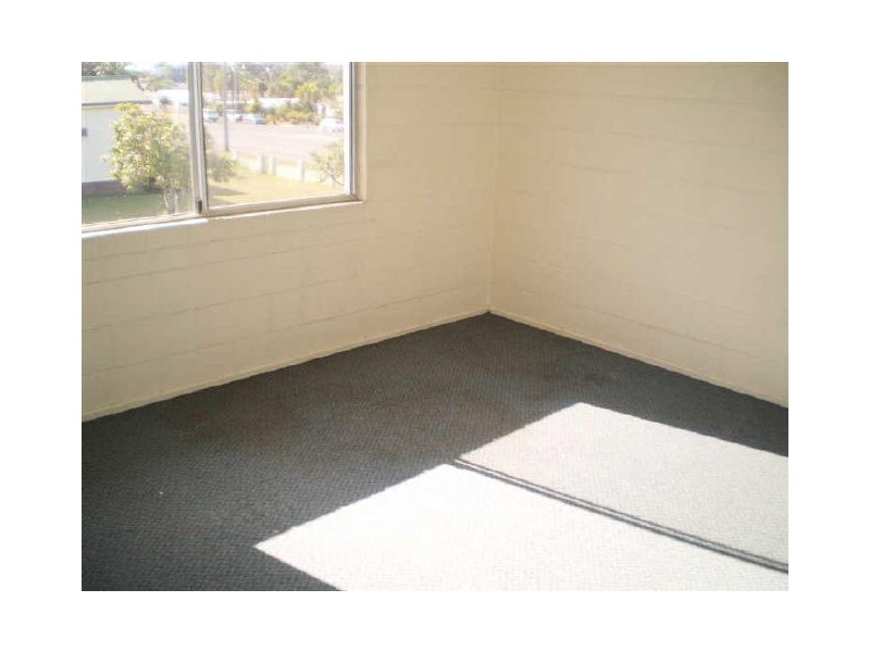 2/121 Herbert Street, Bowen QLD 4805