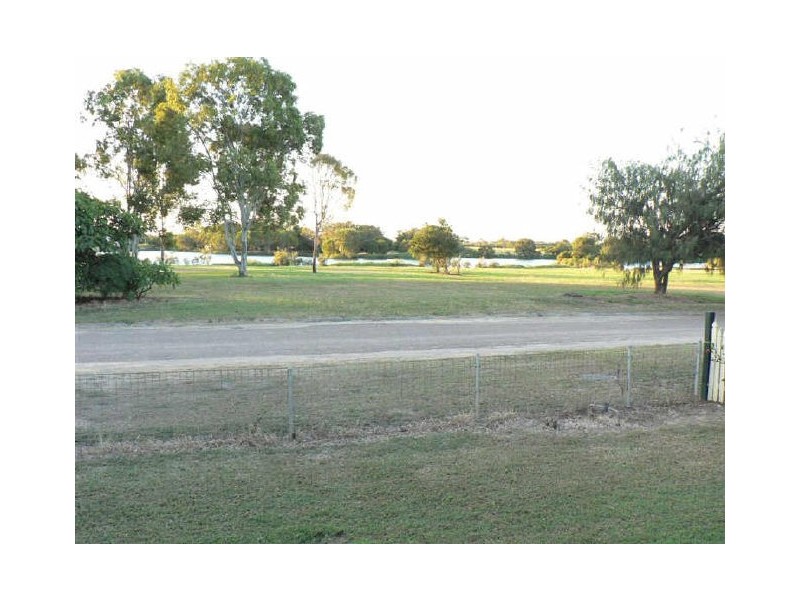 3 Reynolds Street, Bowen QLD 4805