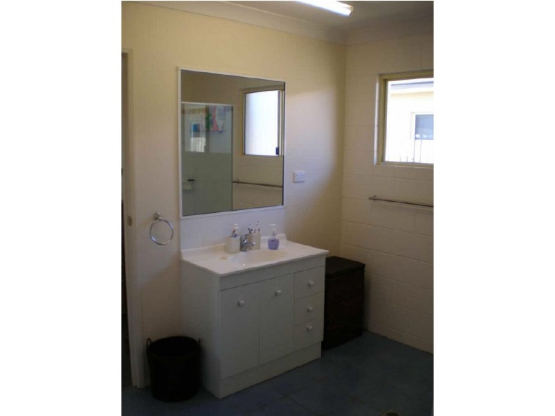 19 Kirkpatrick Court, Bowen QLD 4805