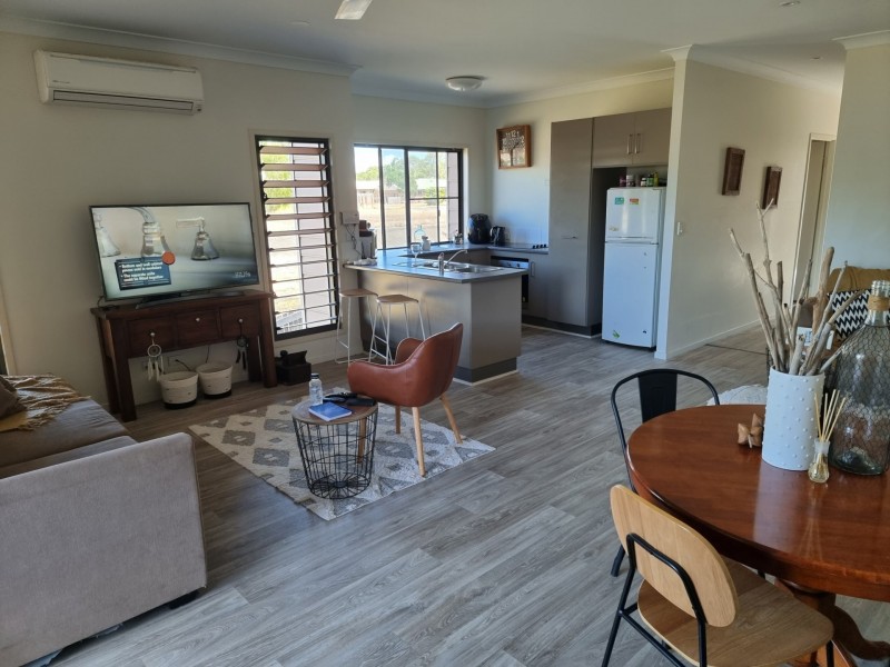 3/34 St Kilda Street, Bowen QLD 4805