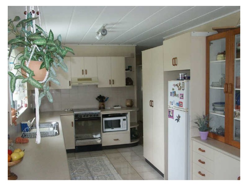 34 Tollington Road, Bowen QLD 4805